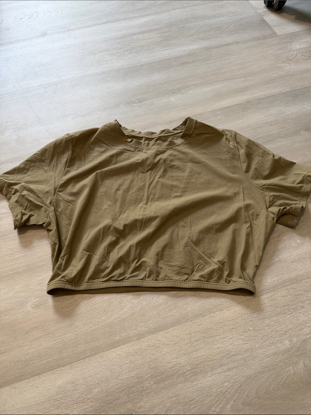 SKIMS Olive Short Sleeve Cropped Tee size XL